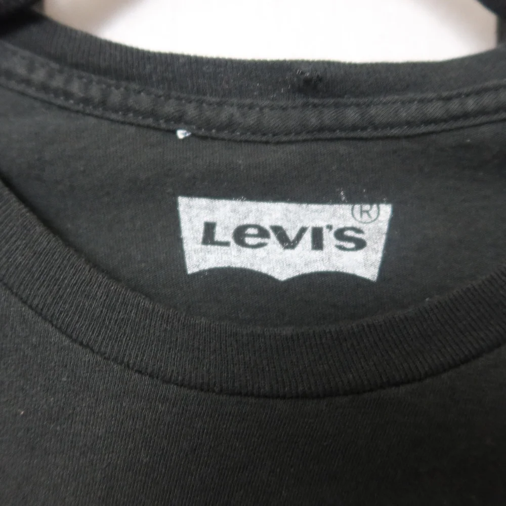 Levi's Black Tee with Colorful Levi's Logo Unisex Medium